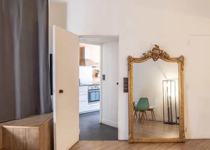 Apartamento Beautiful In The Heart Of
